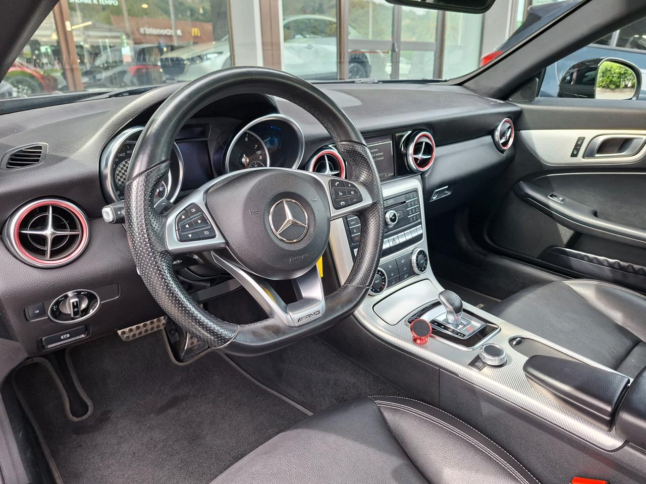 Mercedes-benz SLC 180 AMG line