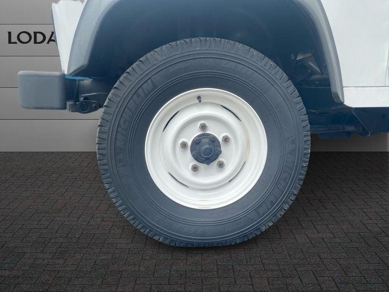Land Rover Defender Defender 130 2.2 TD4 Crew Cab