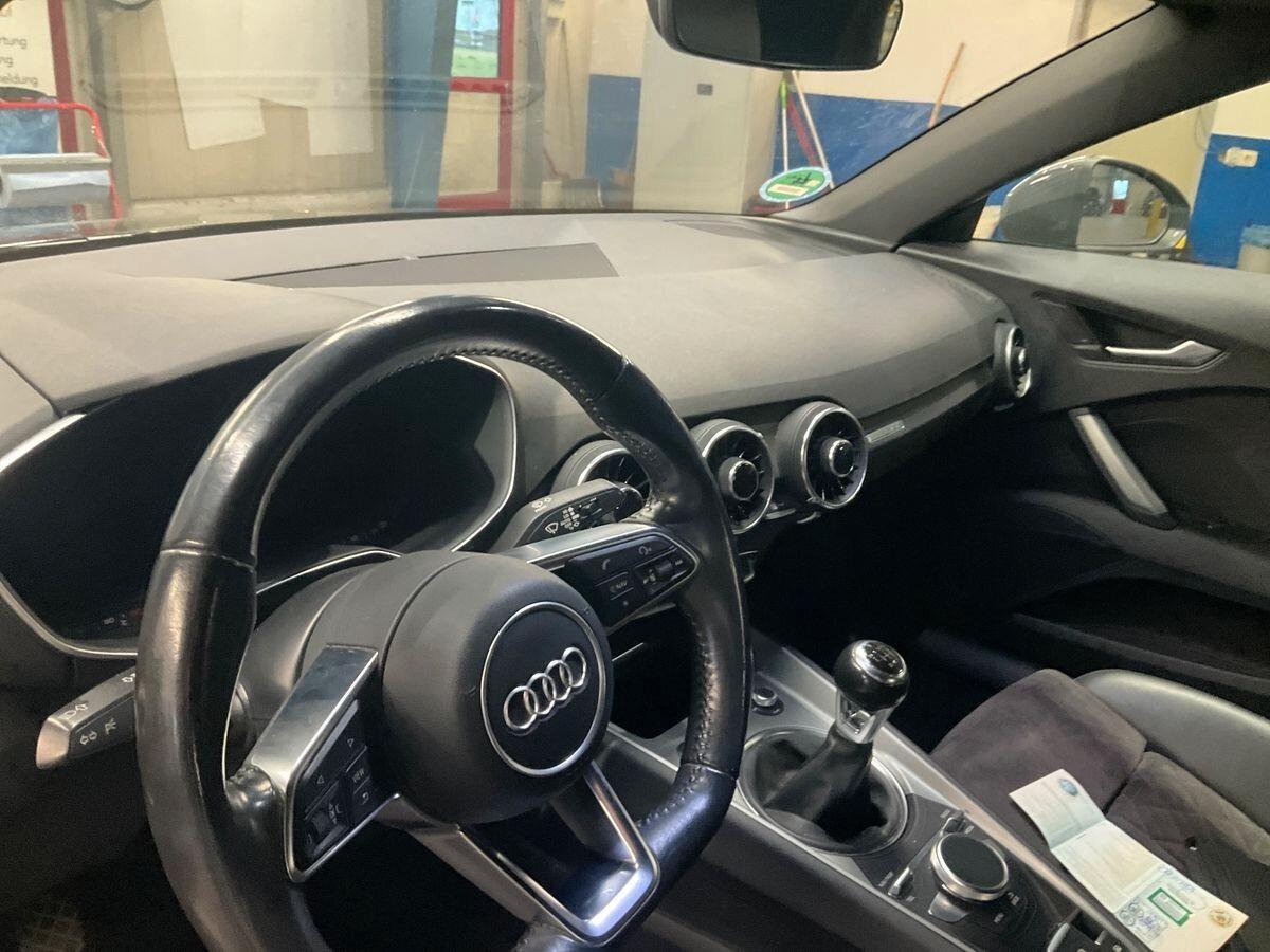 Audi TT Roadster 2.0 TDI ultra S line - VIRTUAL COCKPIT