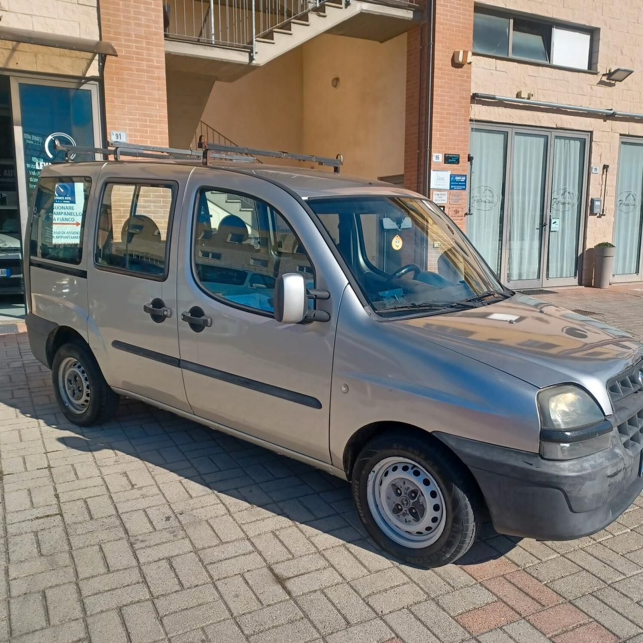 183058km DOBLO 1.9 ASPIRATO BUONO STATO