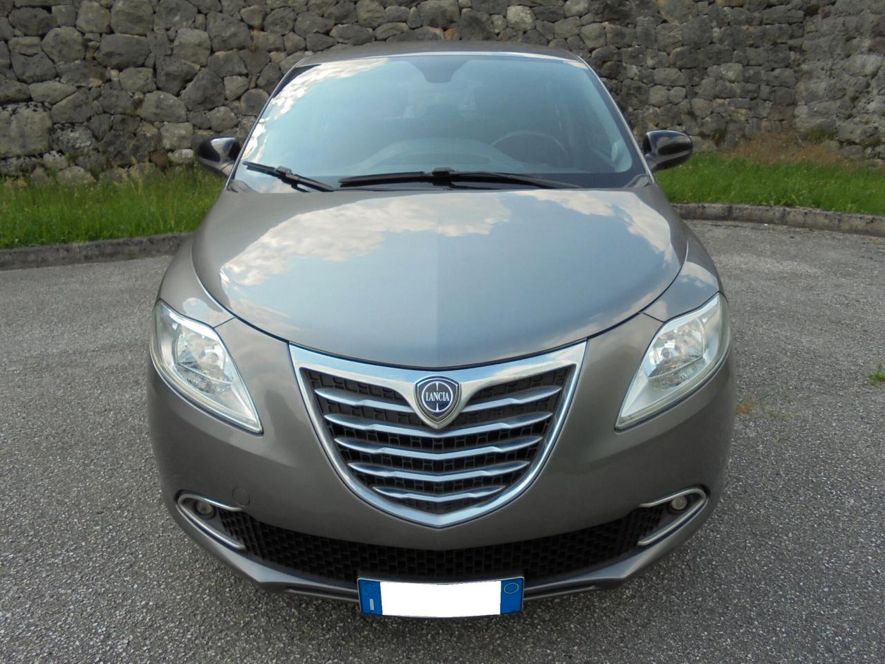 LANCIA YPSILON 1.2 GOLD 5P UNIPROPRIETARIO- NEOPATENTATI-