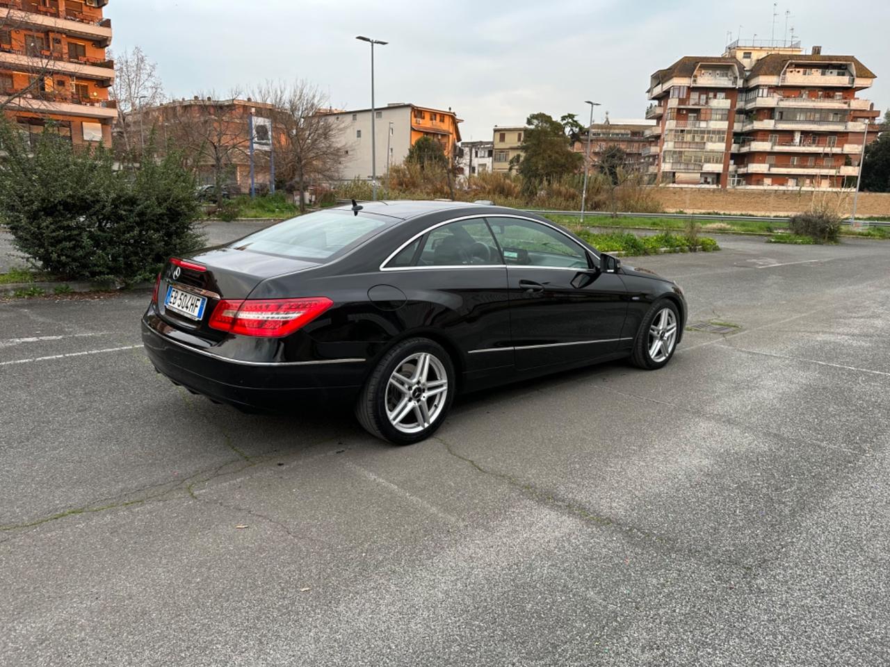 Mercedes-benz E 220 E 220 CDI Coupé BlueEFFICIENCY Executive