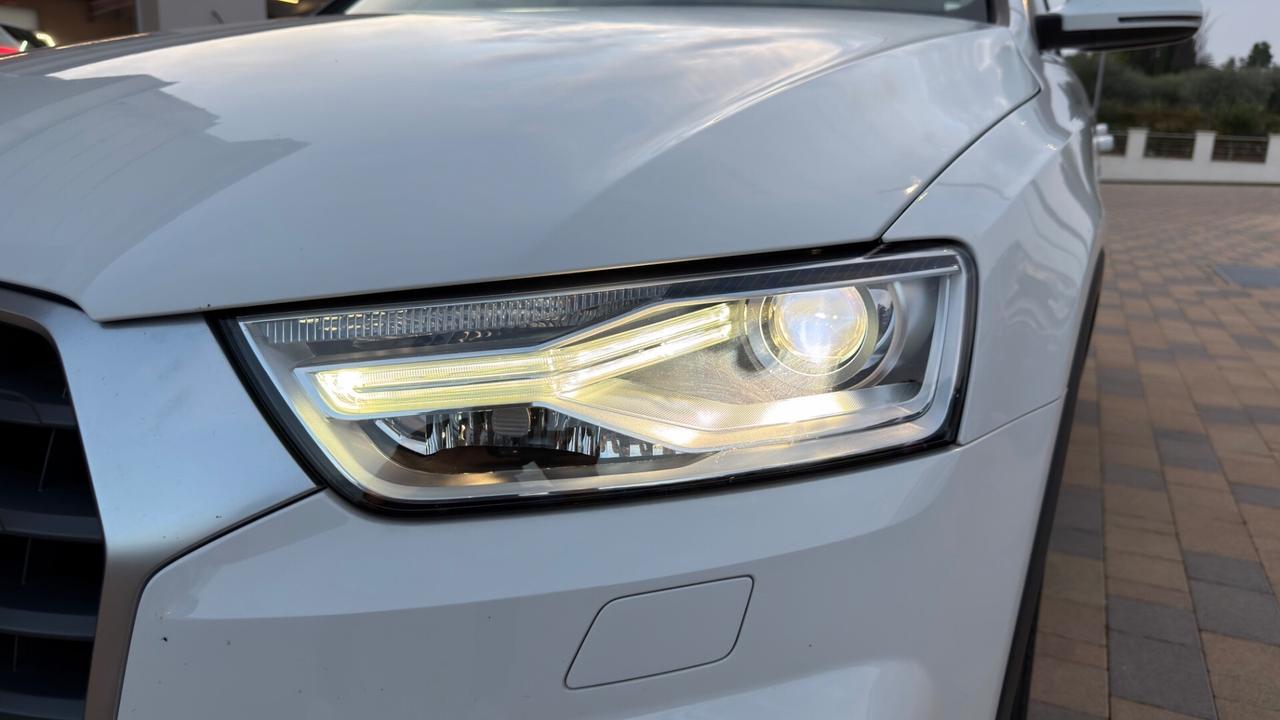 Audi Q3 2.0 TDI 150 CV quattro S tronic Sport