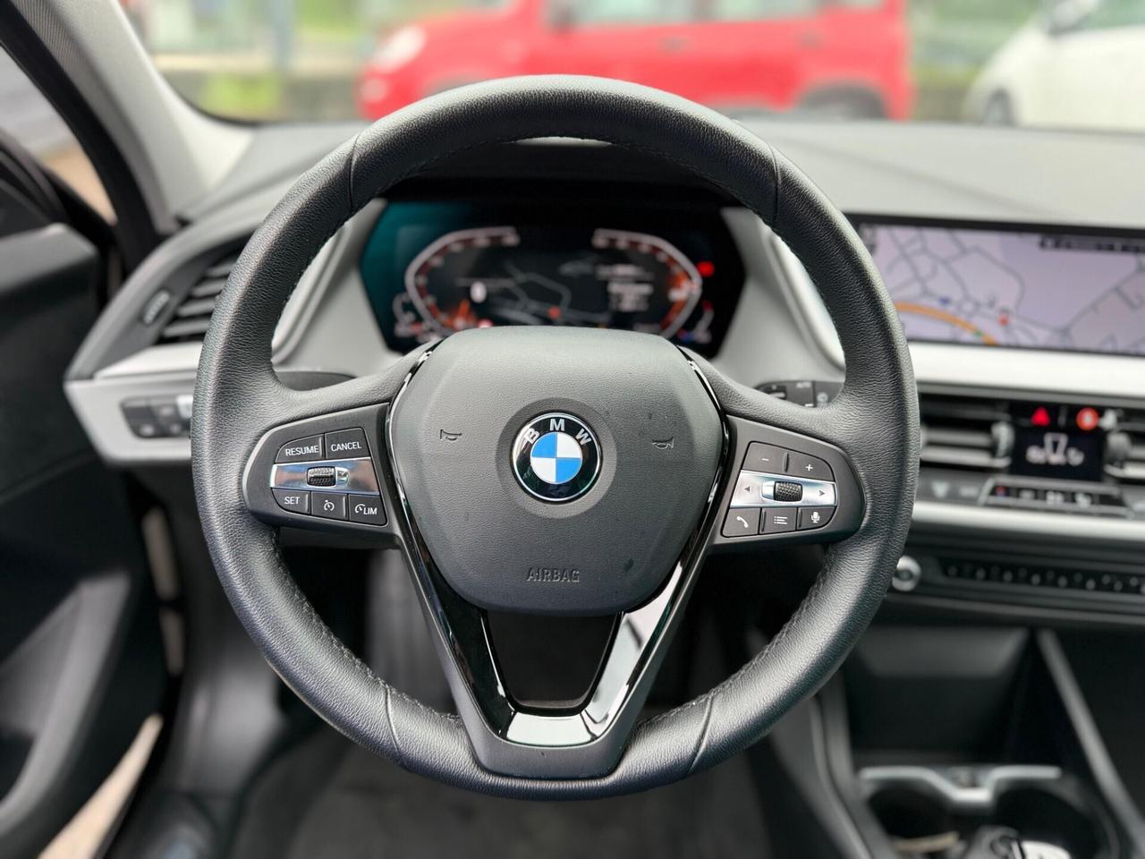 Bmw 116 116d 5p. Business Advantage