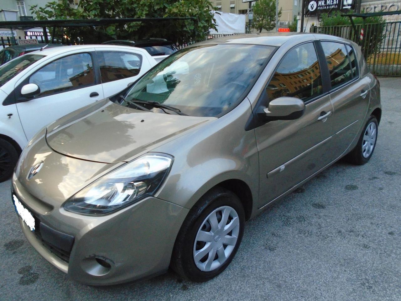 Renault Clio 1.2 16v Dynamique 5p