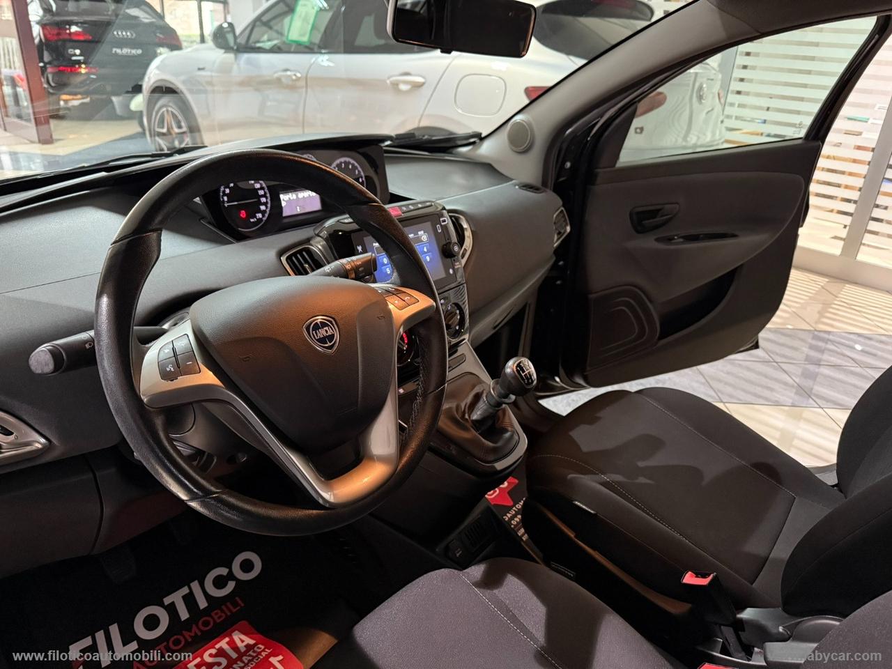 LANCIA Ypsilon 1.0 FireFly 5p.S&S Hybryd Gold CAR PLAY - KIT 5 POSTO - SENSORI DI PARCHEGGIO