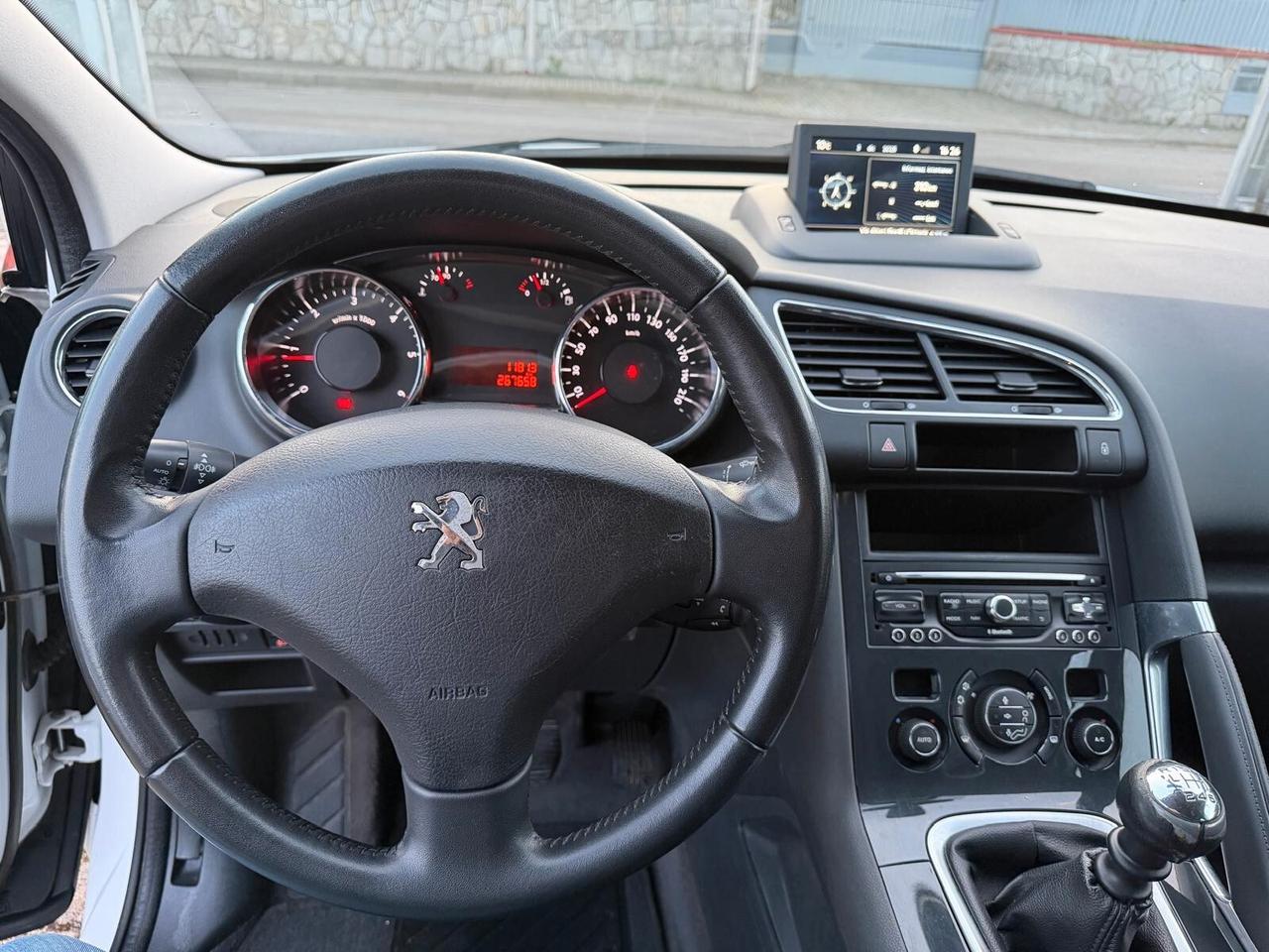 Peugeot 3008 BlueHDi 115cv S&S Allure-04/2015