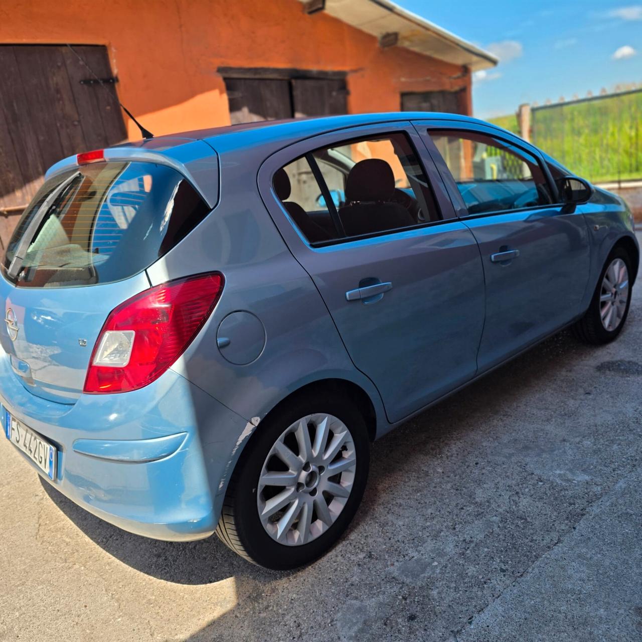 Opel Corsa 1.2 5 porte Cosmo gpl valido