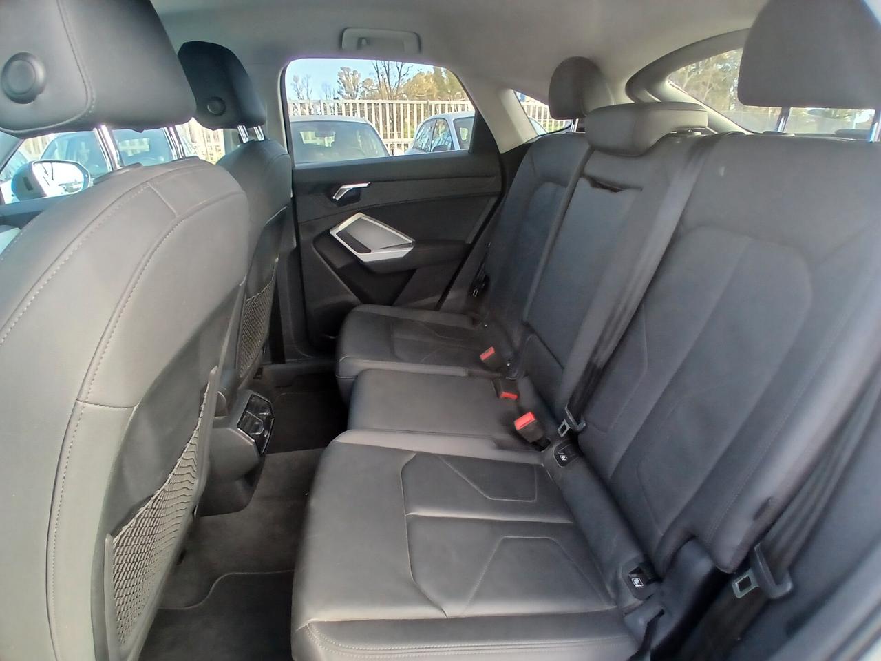 Audi Q3 SPB 35 TDI quattro S tronic S line edition