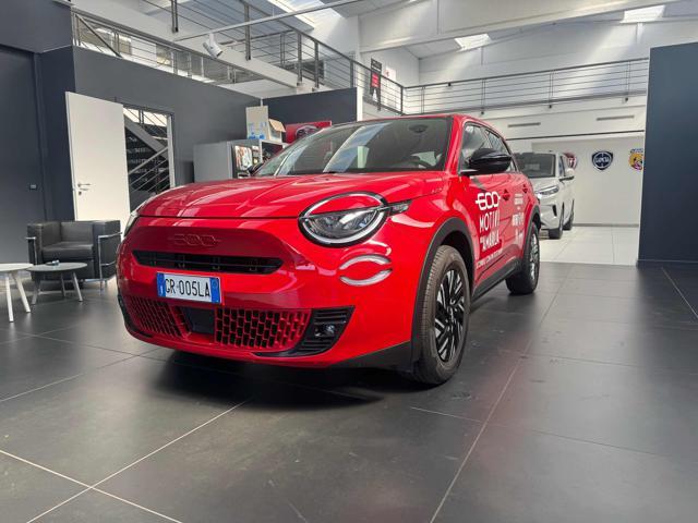FIAT 600e Red