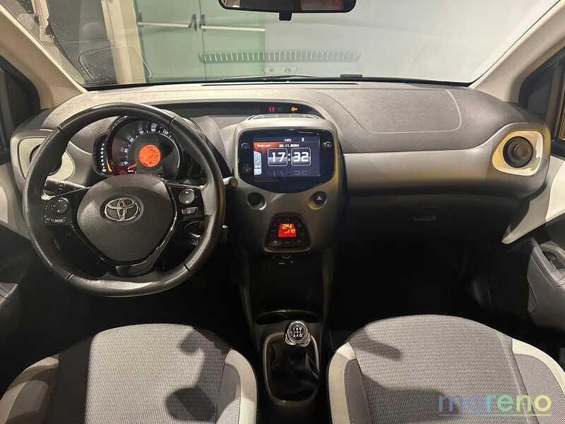 Toyota Aygo 1.0 72 CV x-play