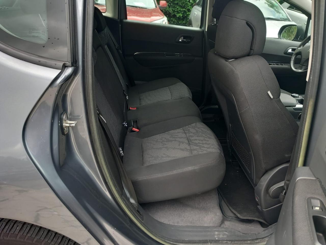 Peugeot 3008 1.6 HDi 112CV Active Mix