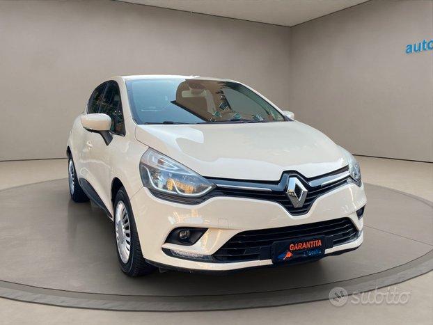 Renault Clio NEOPATENTATI - GPL