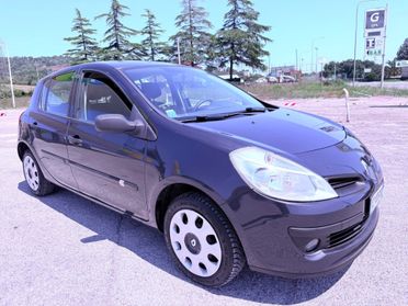 Renault Clio 1.2 benzina 5 porte Ok neopatentati