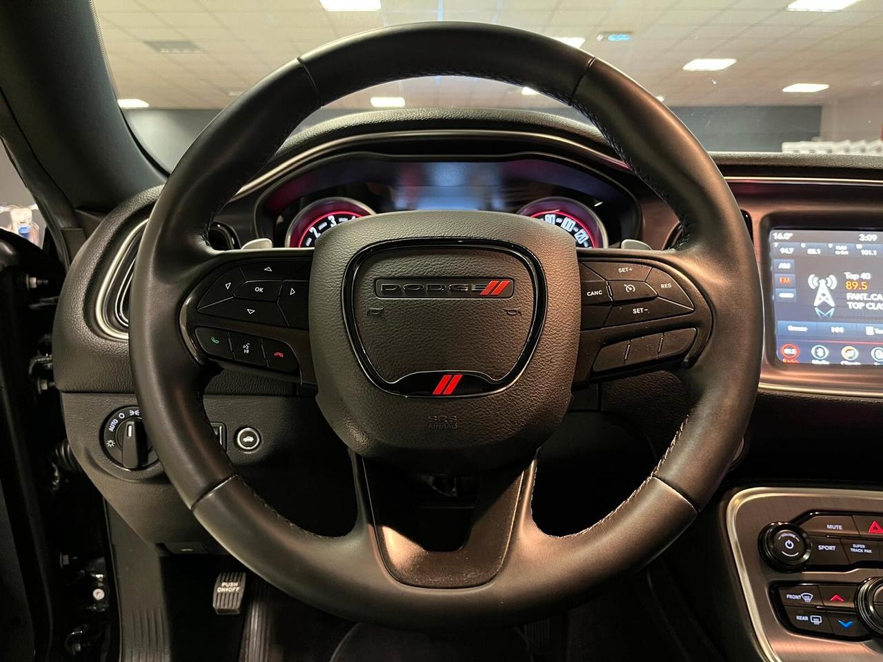 Dodge Challenger V6 3.6 STX AWD