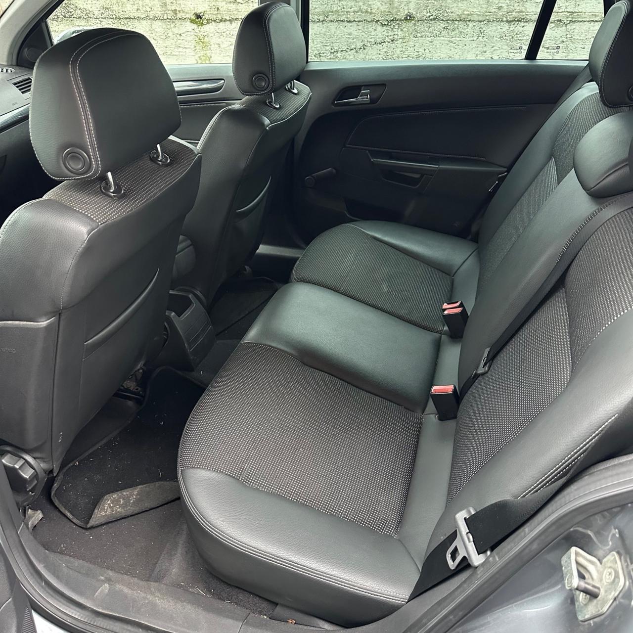 Opel Astra 1.9 CDTI 120CV Station Wagon Cosmo