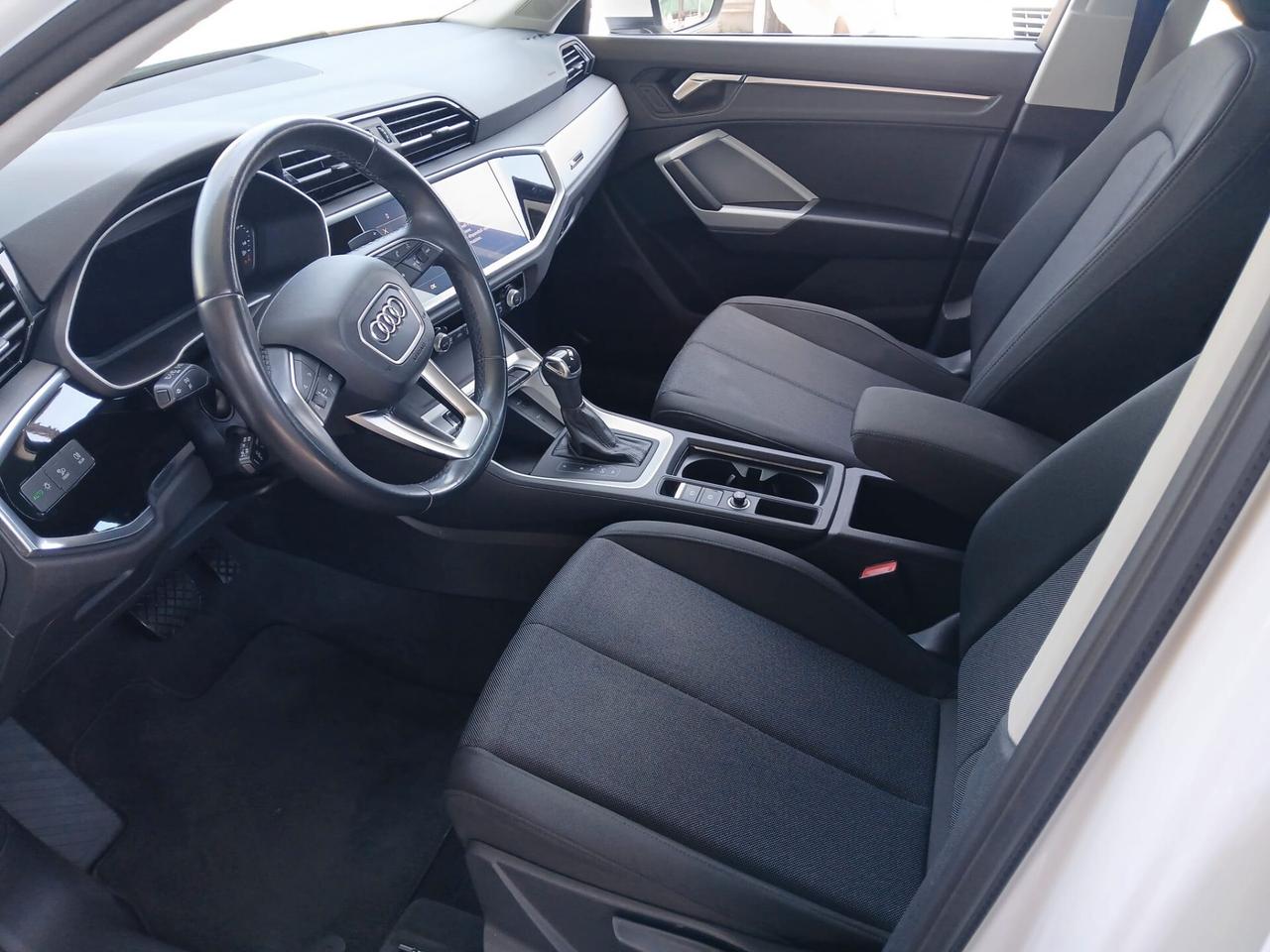 Audi Q3 35 TDI S tronic