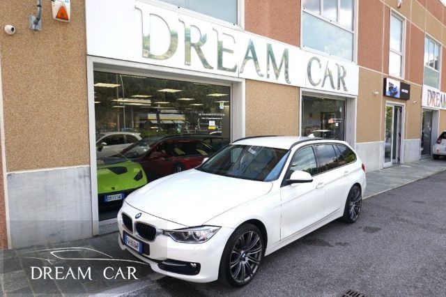 BMW 320 d xDrive Touring SPORT PELLE-CERCHI 19"-NAVI-XENO