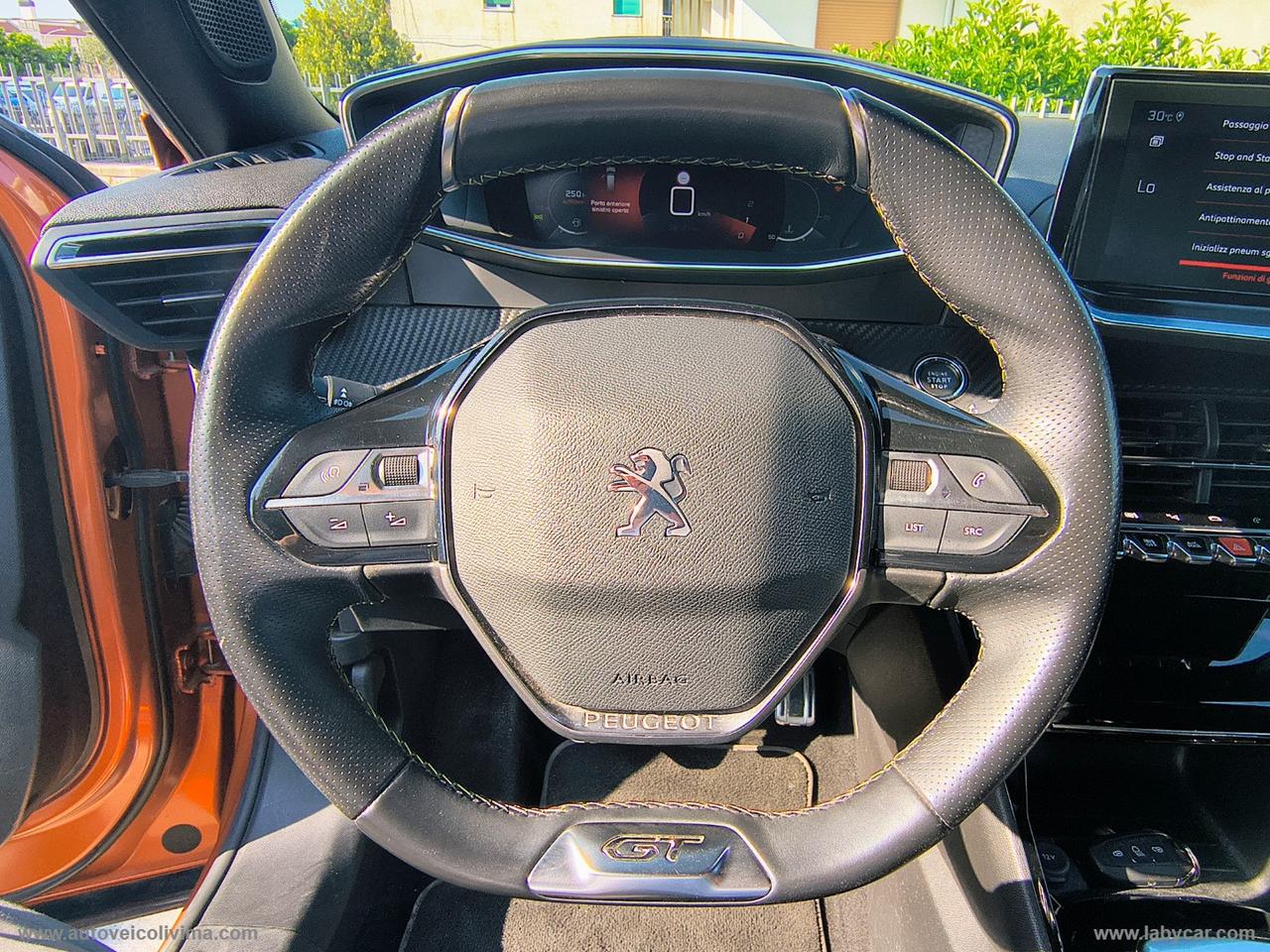 PEUGEOT 2008 BlueHDi 110 S&S GT