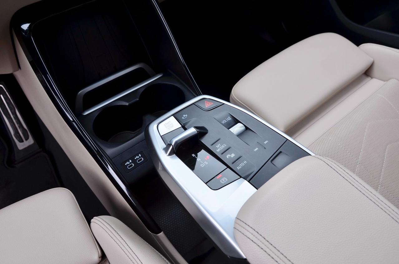 BMW 218d ACTIVE TOURER MSPORT 150cv AUTO, GARANZIA BMW 4/27, SERVICE BMW, UFF ITALIANA, EURO 6D, HARMAN & KARDON, FULL LED, RETROCAMERA, 19", PERMUTE