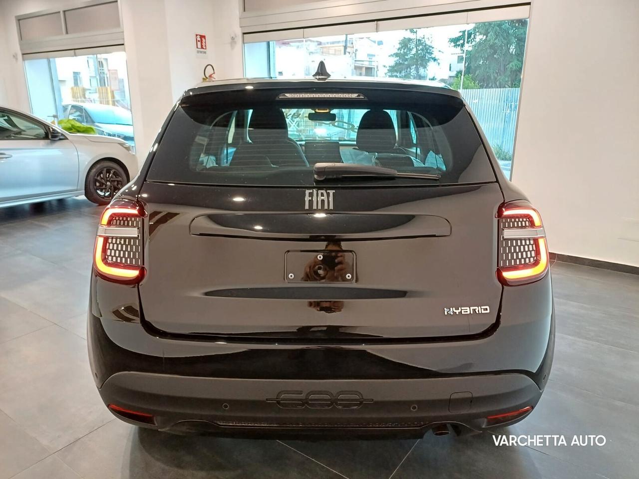 Fiat 600 Hybrid 110 CV DCT MHEV Business