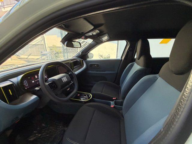 FIAT Grande Panda 1.2 Hybrid 110 CV S&S Icon tua da ?239,00 mensili
