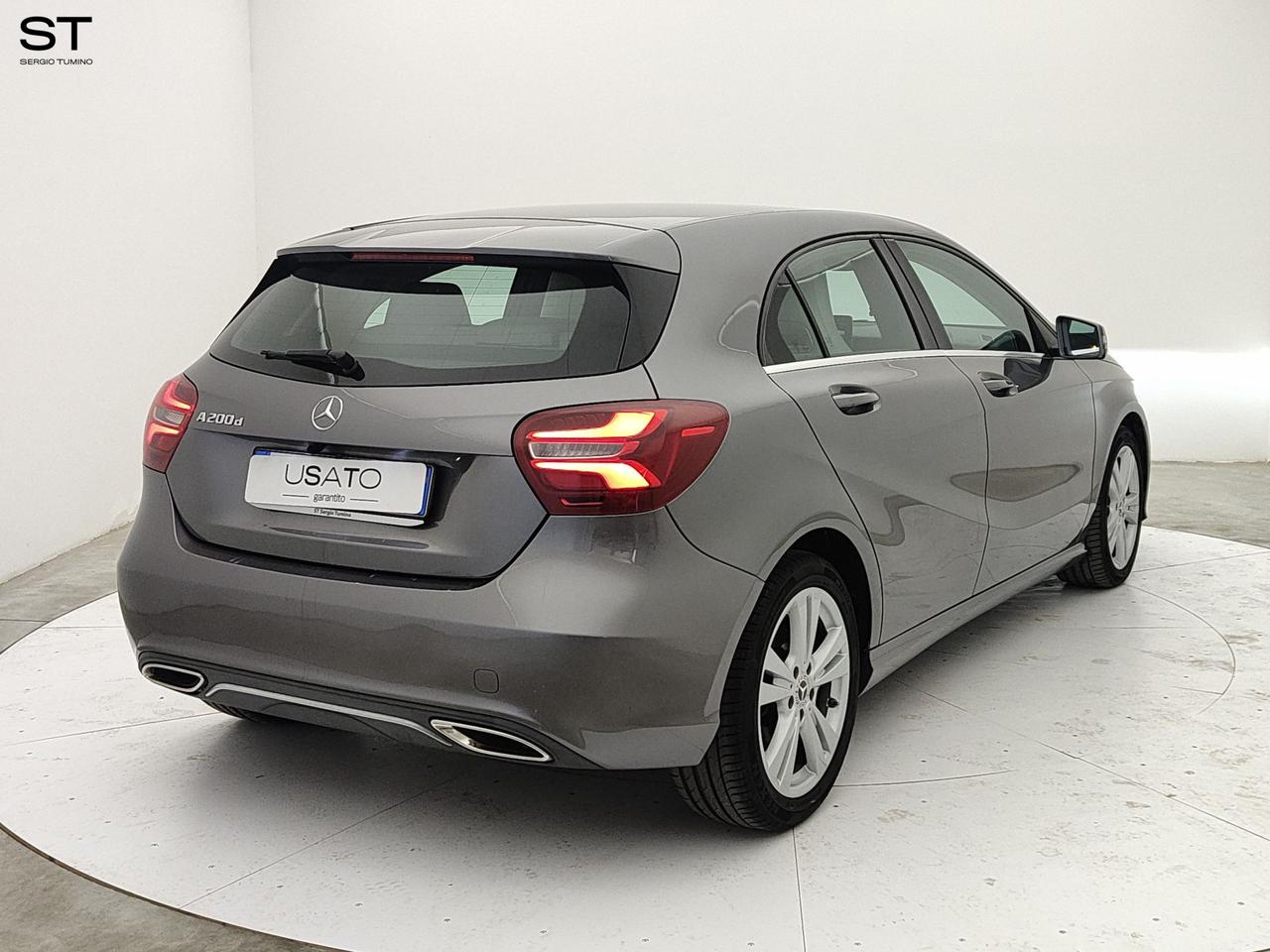 Mercedes-Benz Classe A (W176) - A 200 d Premium