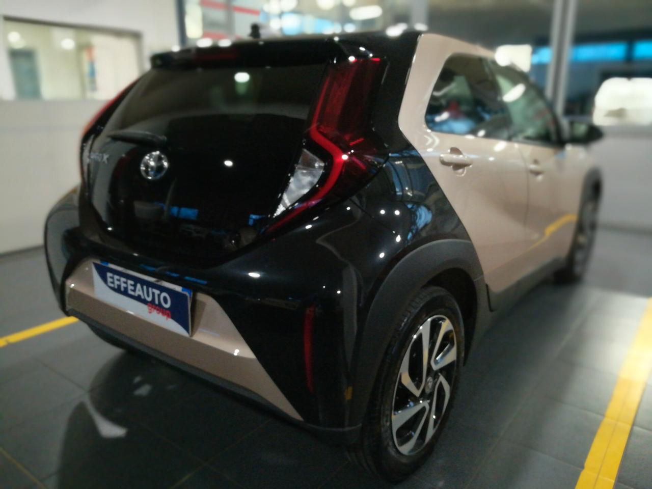 Toyota Aygo X 1.0 VVT-i 72 CV 5 porte Lounge