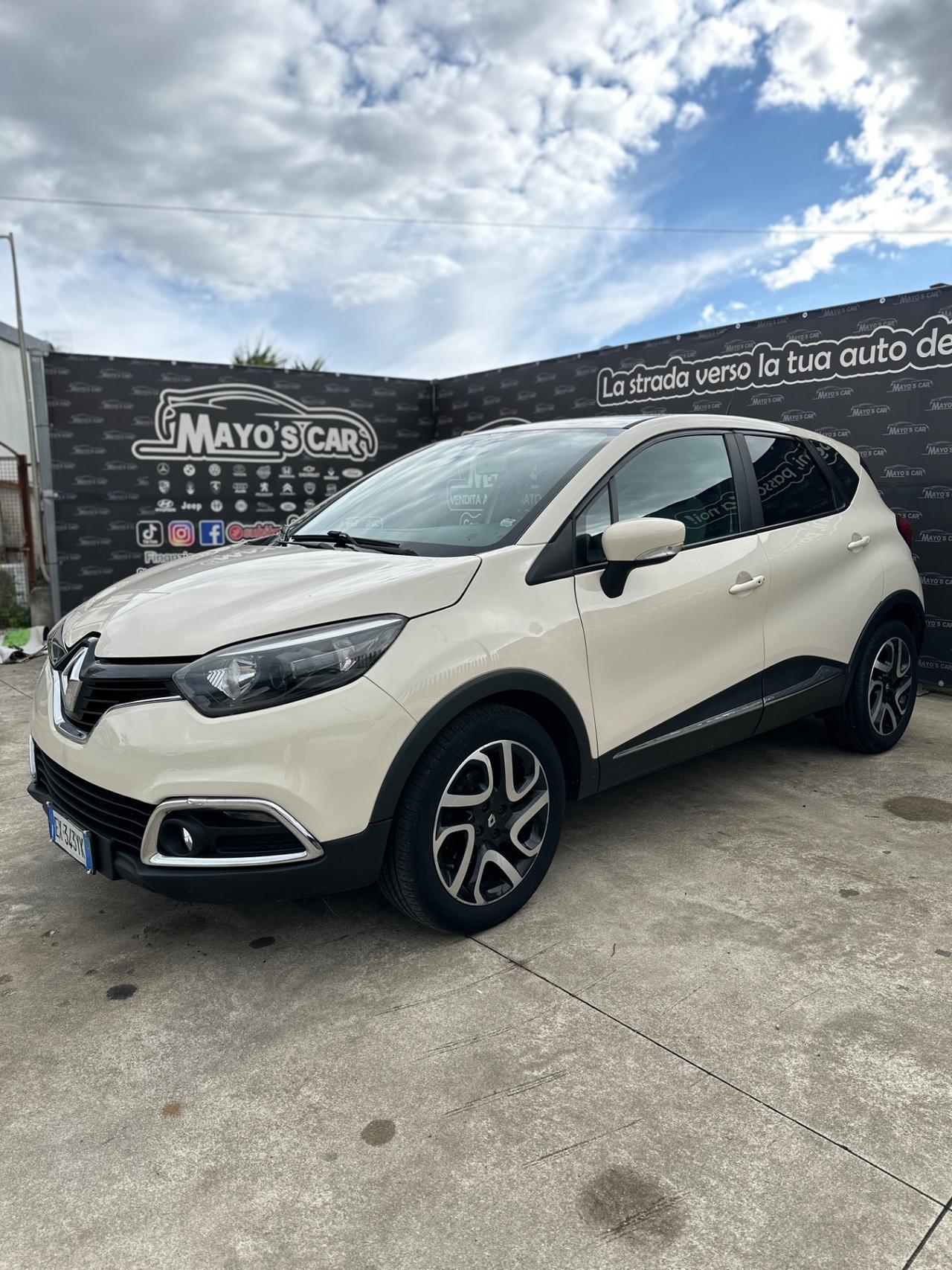 RENAULT CAPTUR (anno 2014)