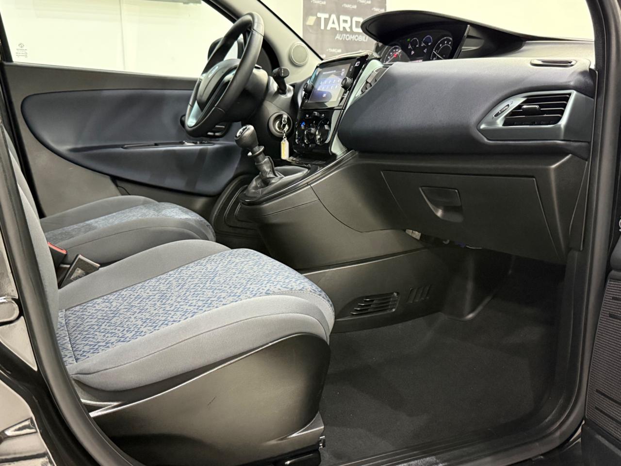 Lancia Ypsilon 1.0 Hybrid Gold *CARPLAY*CAMERA