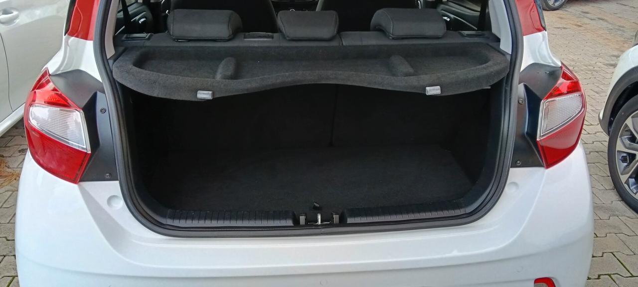 HYUNDAI I10 1.0 BENZ-NAVI-PREZZO PROMO!