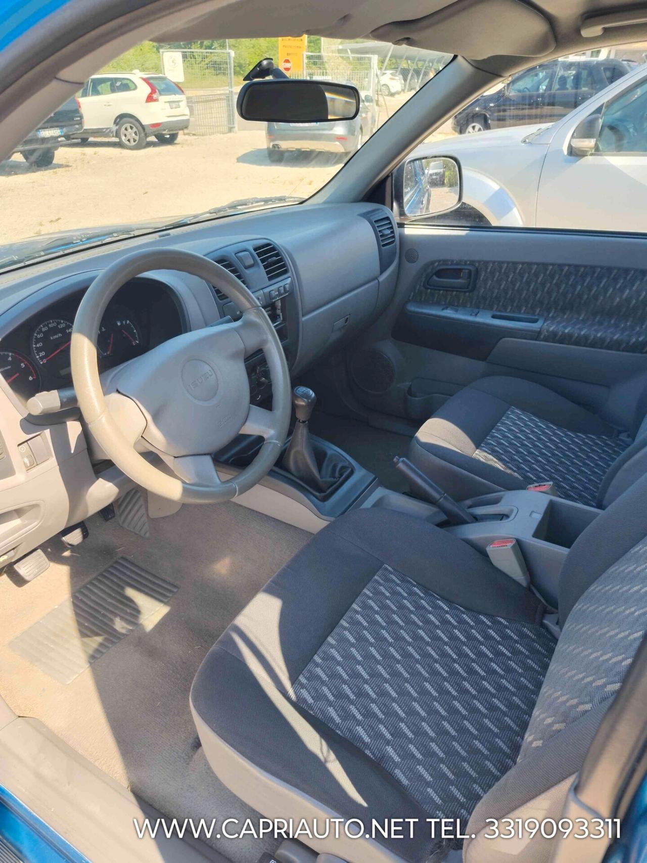 Isuzu D-Max 2.5 TD cat Space Cab 4WD Pick-up LS