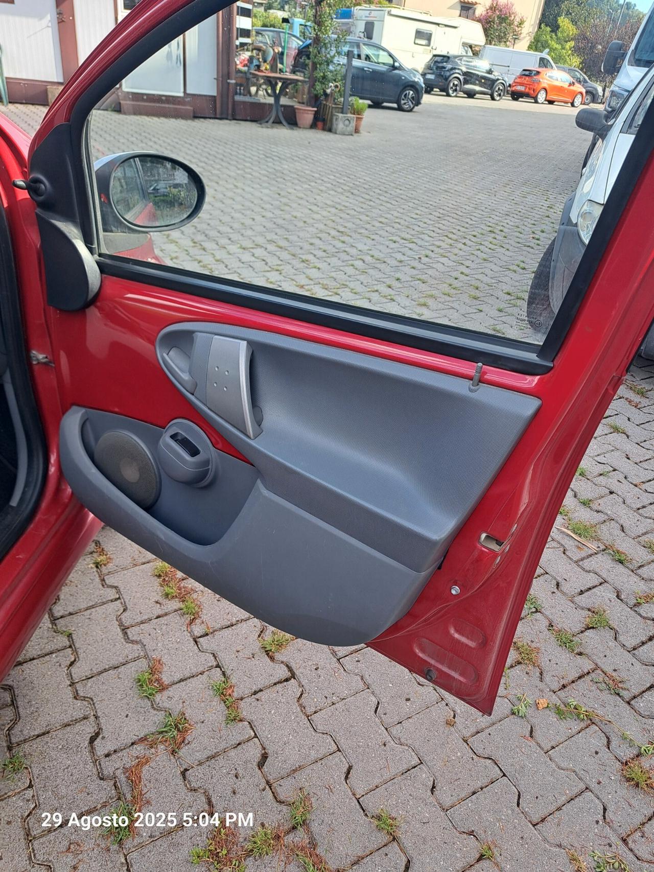 Toyota Aygo 1.0 12V VVT-i 5 porte