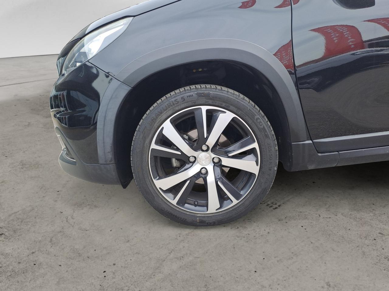 PEUGEOT 2008 - BlueHDi 100 Allure