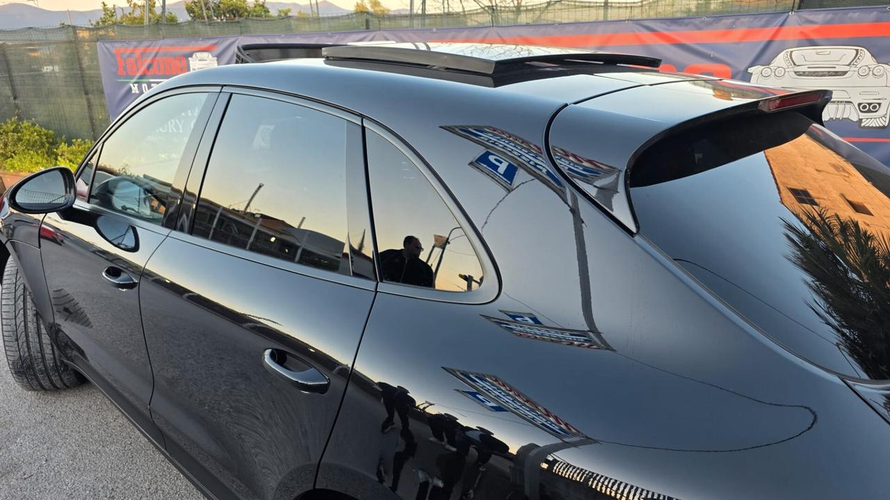 Porsche Macan 2.0 Scarico Sportivo Tetto