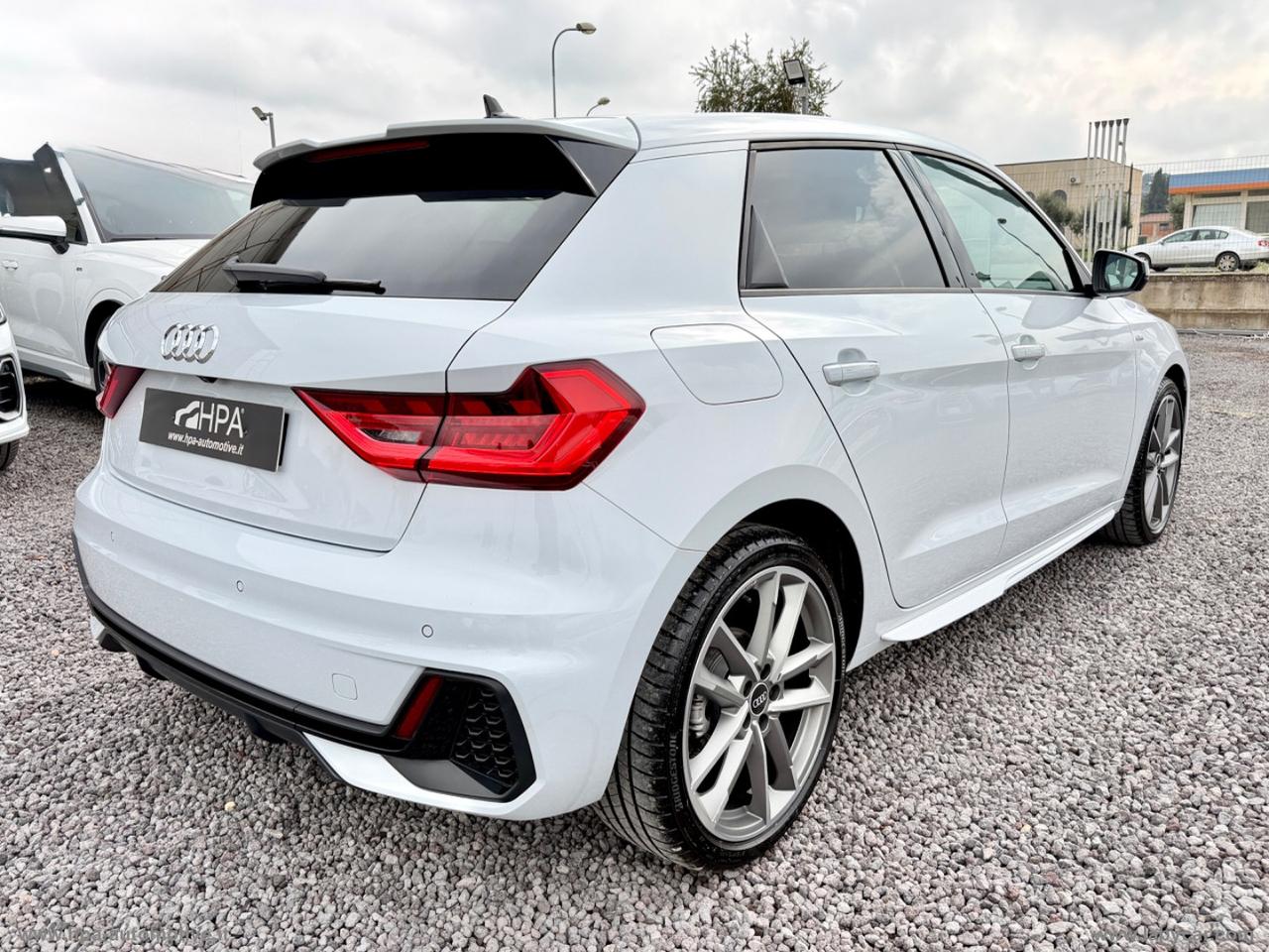 AUDI A1 SPORTBACK 30 TFSI S-line LED NAVI PELLE RETROCAMERA