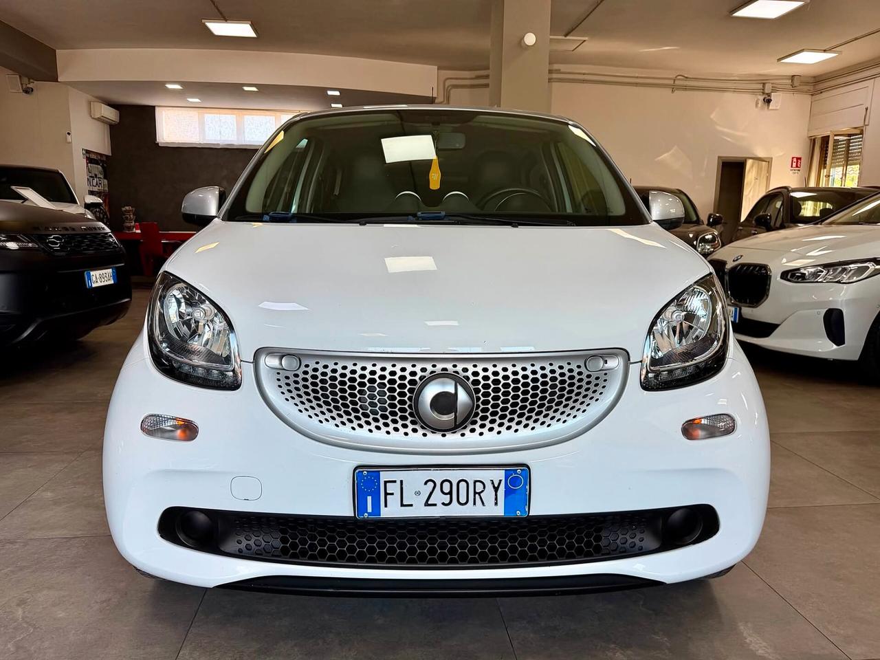Smart ForFour 1.0 70cv GPL twinamic 2017