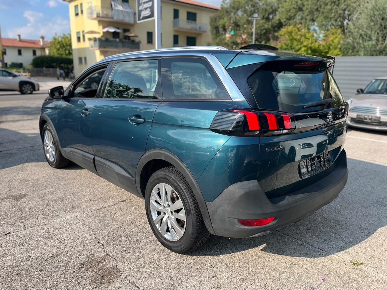 Peugeot 5008 PureTech Turbo 130 S&S Allure