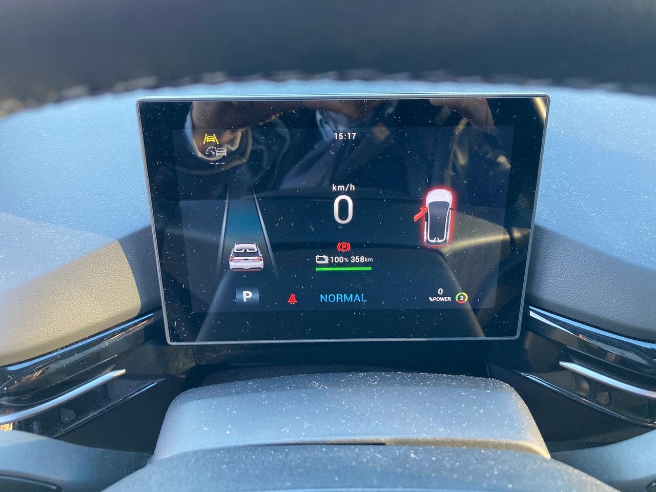 Mg MG4 4 EV Long Range 64 kWh LUXURY #8431