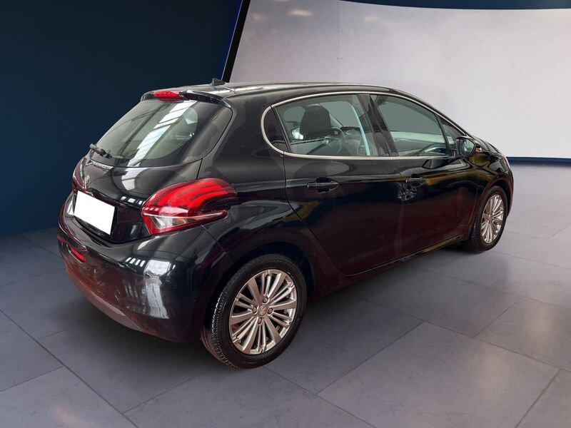 Peugeot 208 I 2015 1.2 puretech Allure s&s 82cv 5p neopatentati