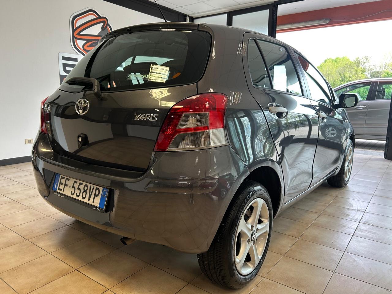 Toyota Yaris -2011 1.3 101cv 120.000 KM NEOPATENTATI