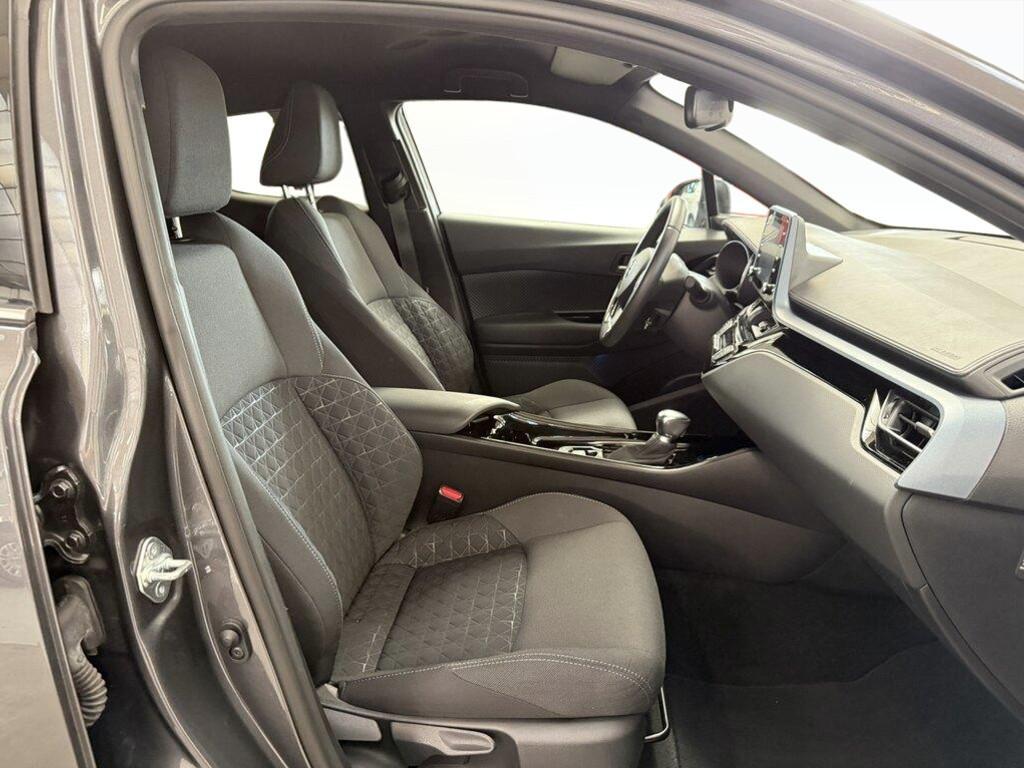 Toyota C-HR 1.8 Hybrid Trend E-CVT