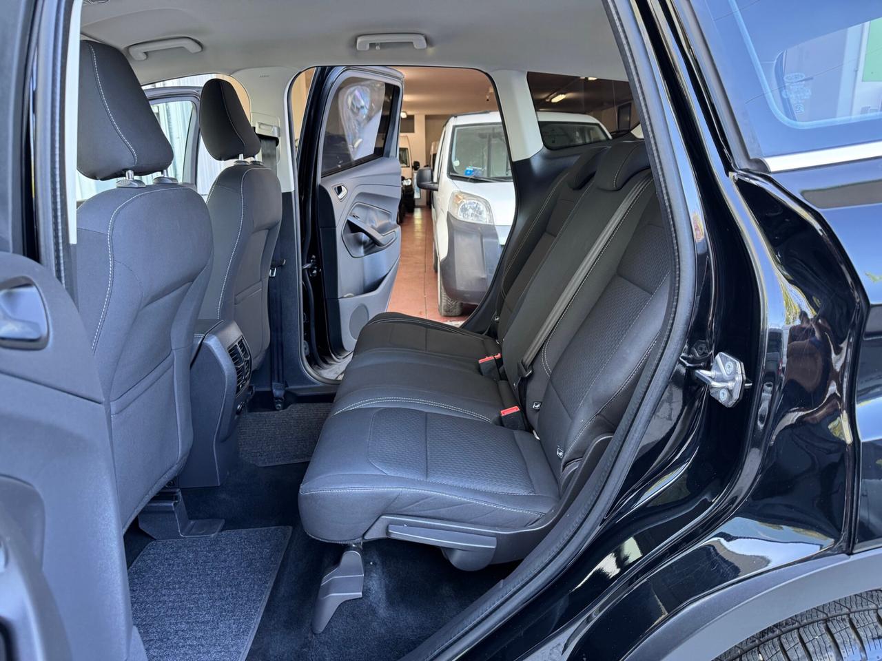 Ford Kuga 1.5 tdci Titanium 1Prop GARANZIA 24 MESI