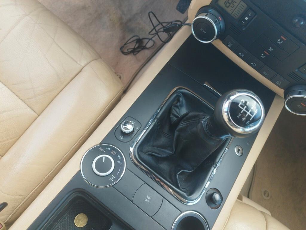 Volkswagen Touareg 2.5 R5 TDI con cambio manuale e ridotte - iscritto ASI