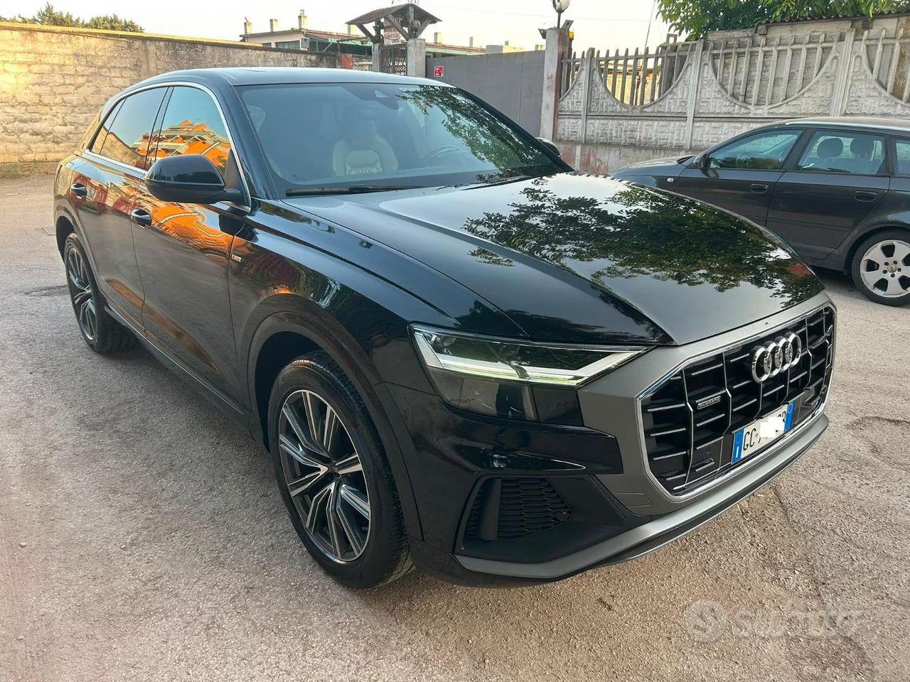 AUDI Q8 45 TDI