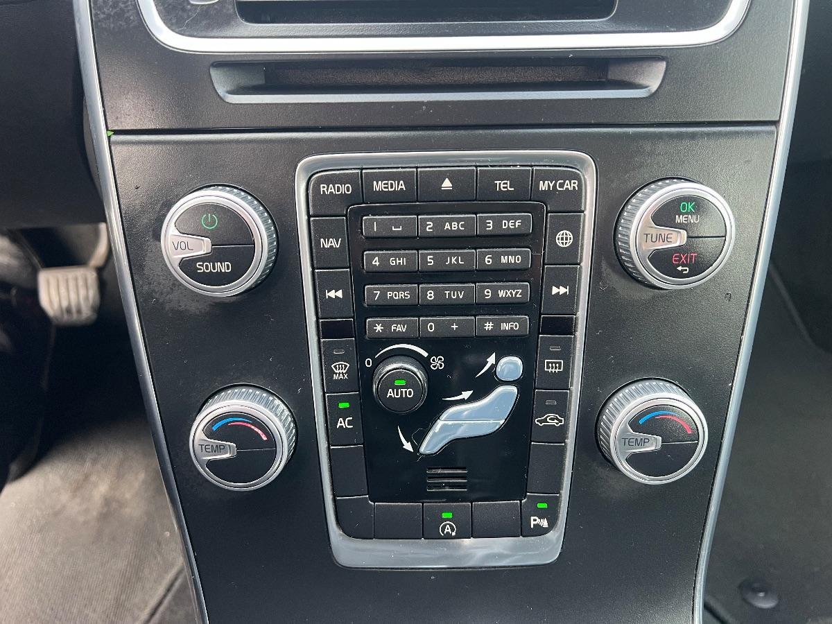 VOLVO - V60 1.6 d2 Kinetic