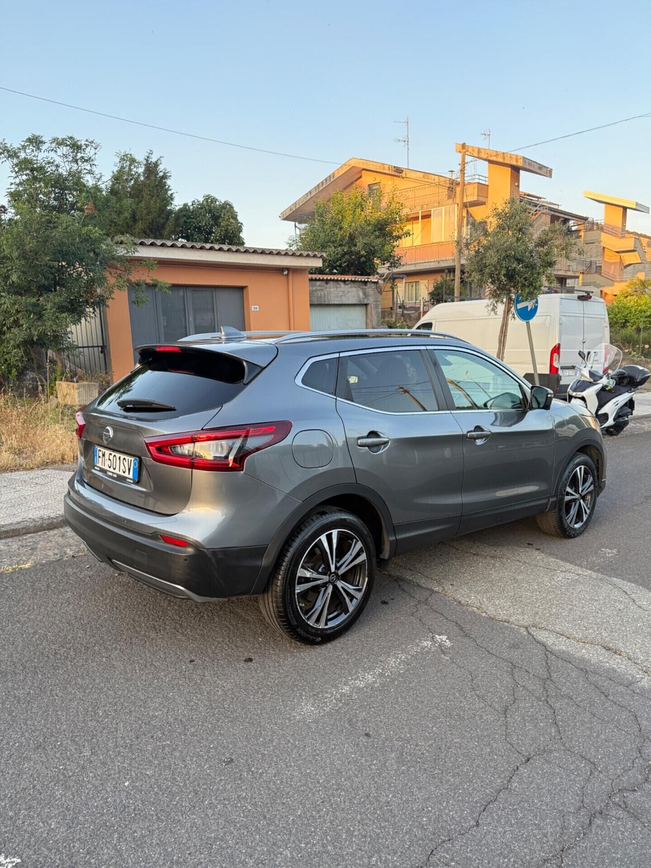 Nissan Qashqai 1.5 dCi Tekna tetto panoramico