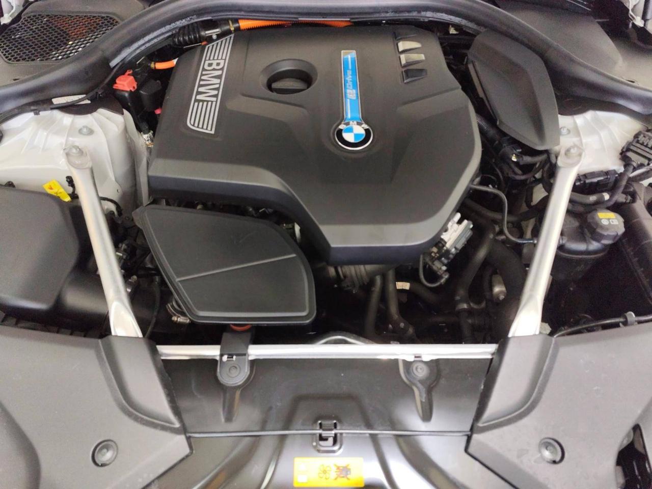 BMW Serie 5 530e Berlina Business