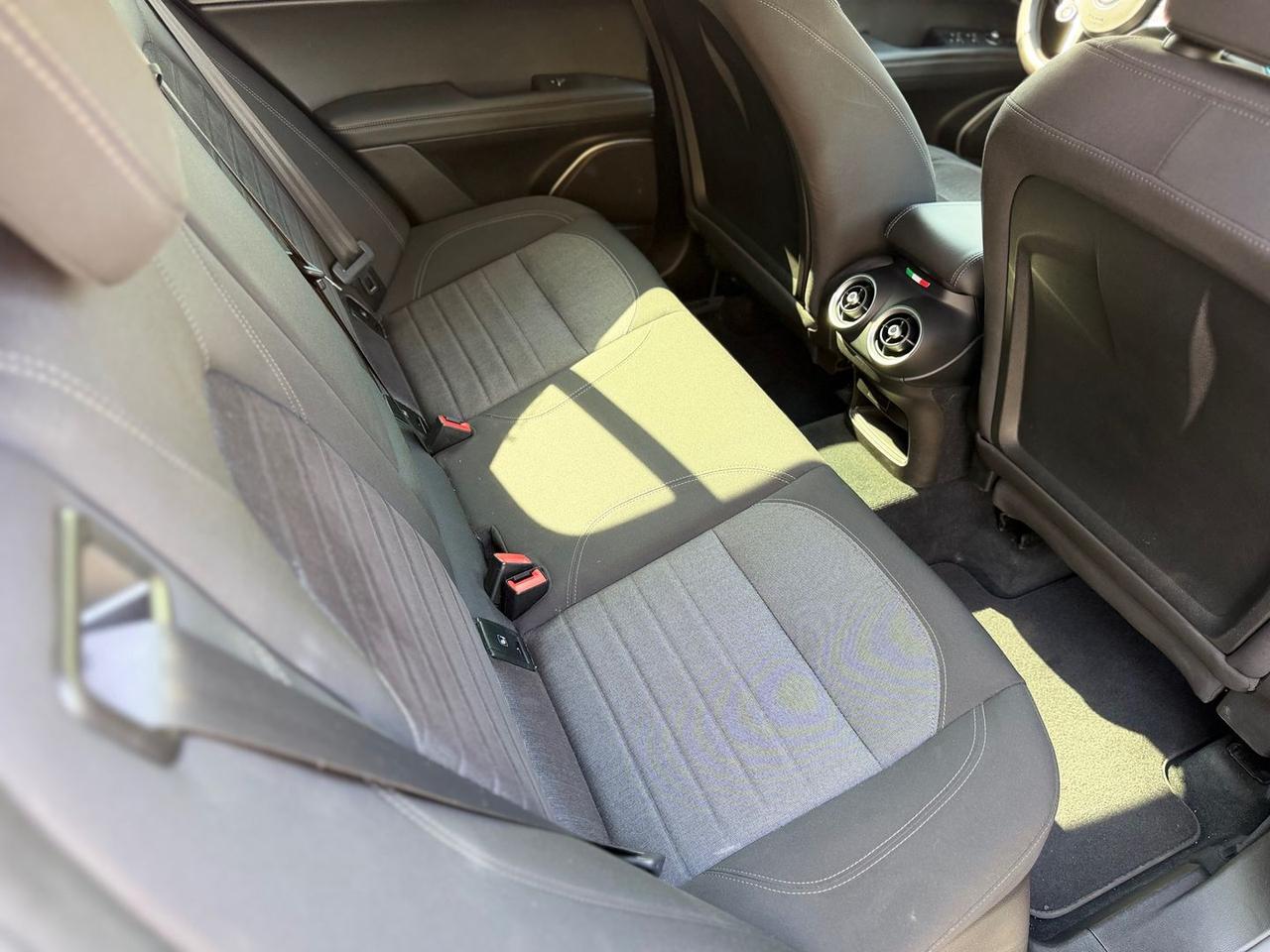 Alfa Romeo Stelvio Business 2.2 #11991