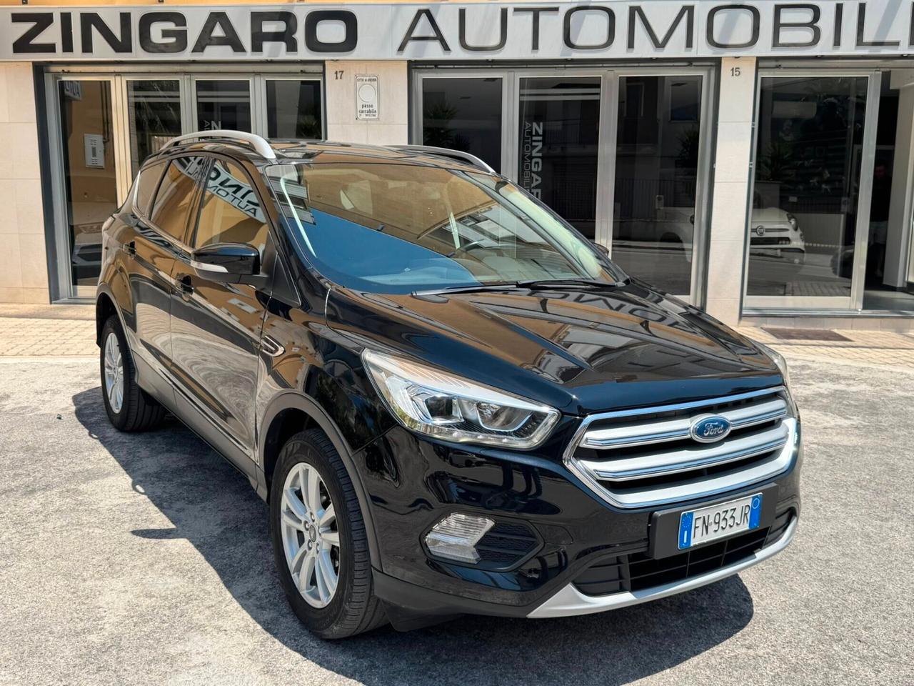 FORD KUGA 1.5 TDCI 120 CV. 2WD TITANIUM NAVI+CERCHI